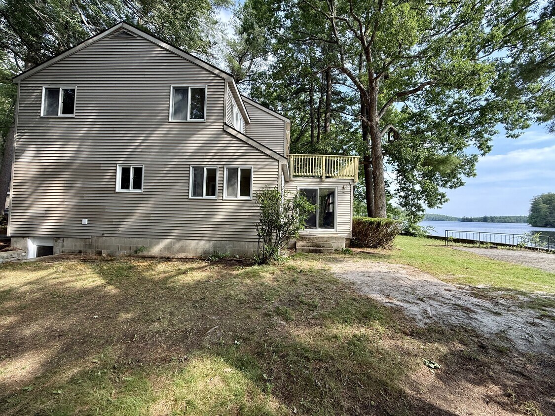 Foto del edificio - 28 Deerneck Ln
