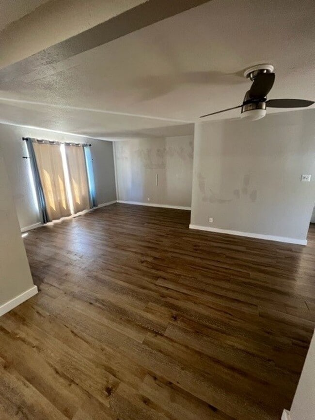 Photo - Adorable 3 bed/1.5 bath house with yard