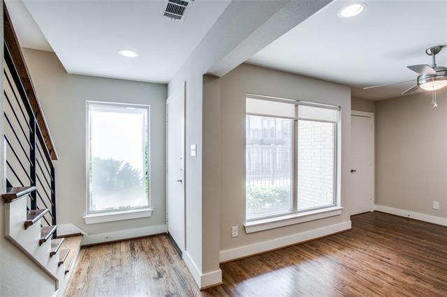 Building Photo - 2325 Stutz Dr