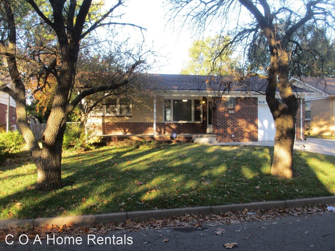 Primary Photo - 2 br, 1 bath House - 939 S. Drury