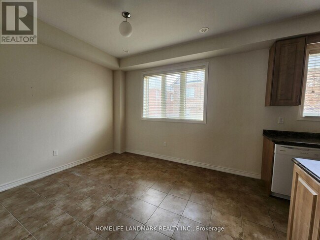 Building Photo - 79 Roy Grv Wy