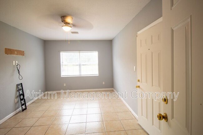 Building Photo - 1831 Merthie Dr