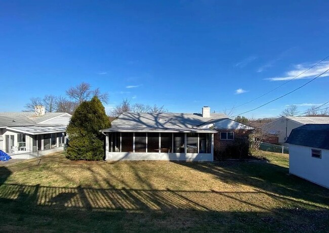 Foto del edificio - Charming Parkville Single Family Home with...