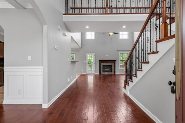 Foto del edificio - Pet Friendly Four Bedroom!