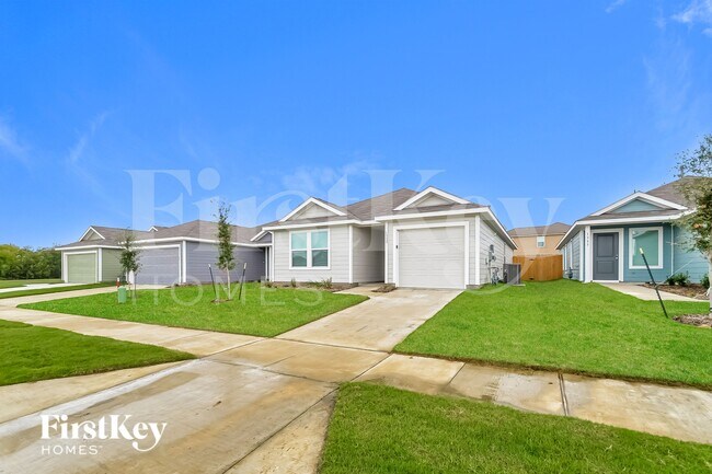 Foto del edificio - 1333 Plum Rd