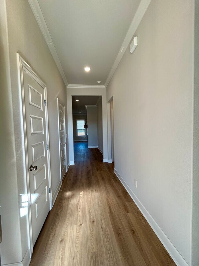 Foto del edificio - Beautiful Home in Pea Ridge, 3 Car Garage & Fenced In Yard!