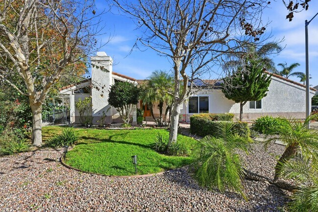 Foto del edificio - 1767 Capistrano Glen