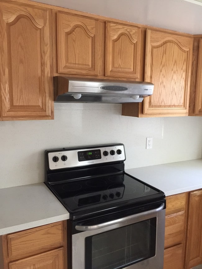 kitchen - 4467 Shellflower Ct