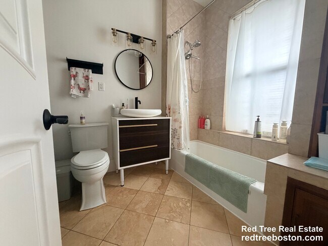 Building Photo - 470 Massachusets Ave. Unit 3