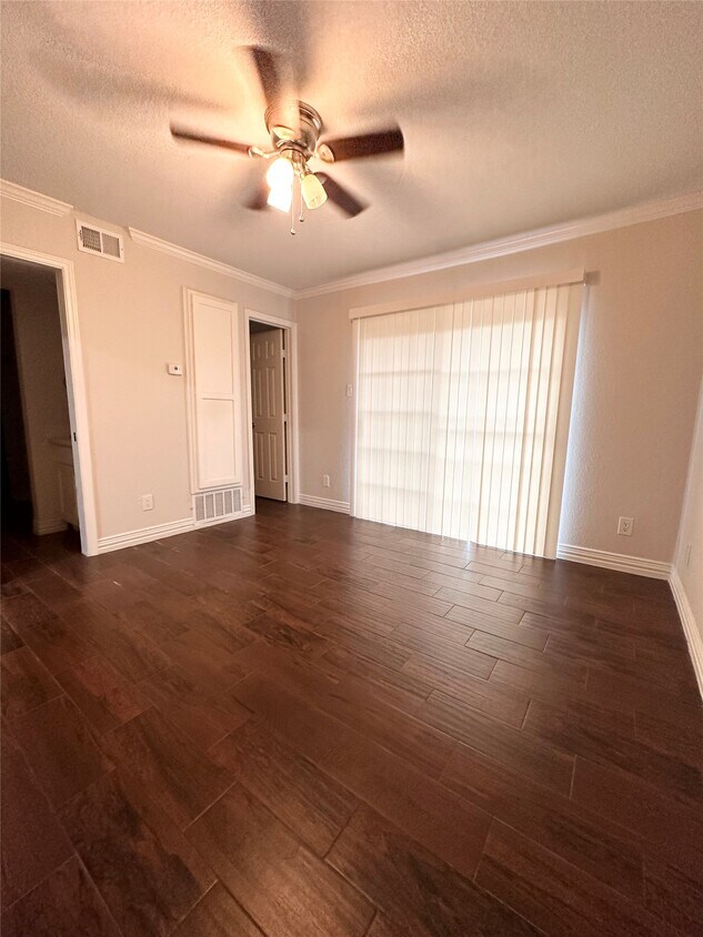 Building Photo - 8935 Gaylord Dr