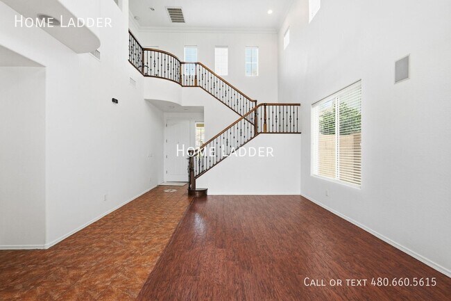 Foto del edificio - 3411 E Mesquite St