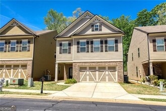 Building Photo - 5216 Apple Grove Rd NE