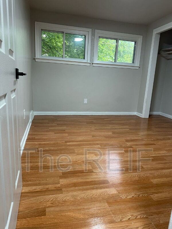Foto del edificio - 15818 Lappin St