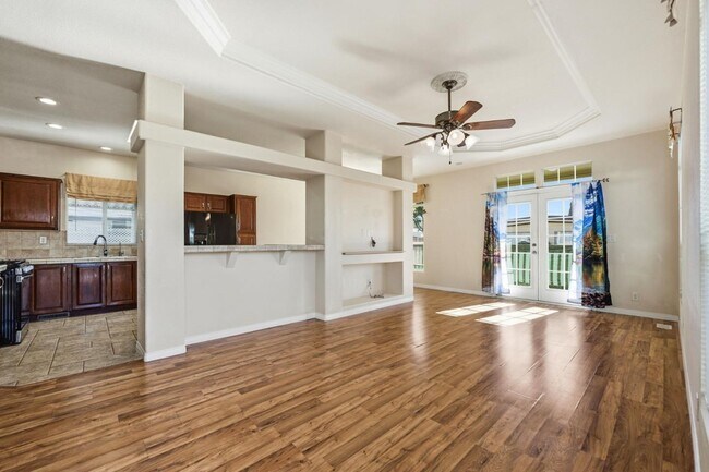 Foto del edificio - 2700 E Valley Pkwy