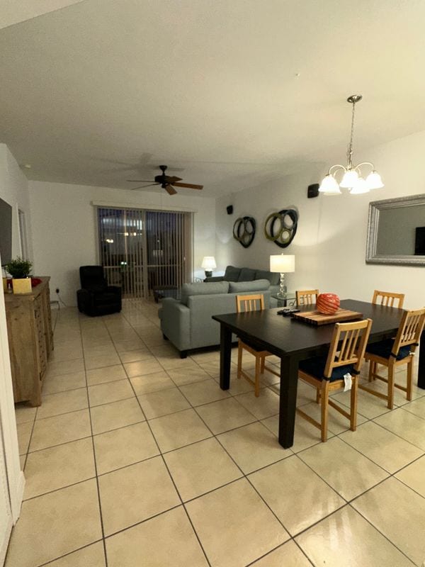 Building Photo - 360 Robin Hood Cir