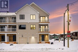 Building Photo - 800 Demulcent Ln