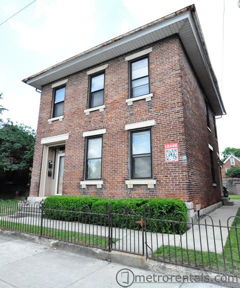 Exterior - 321 E Livingston Ave