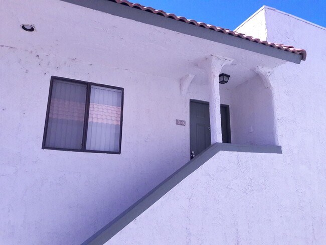 Foto del edificio - 1412 Bass Dr