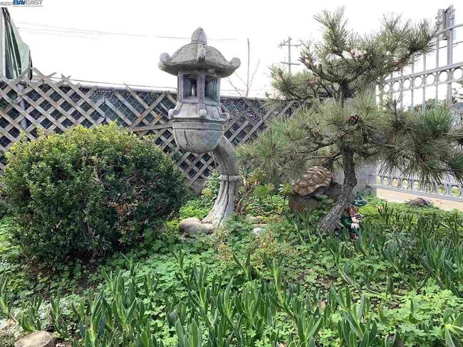 Foto del edificio - 33542 4th St