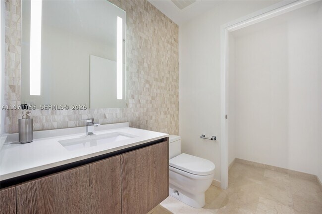 Foto del edificio - 88 SW 7th St