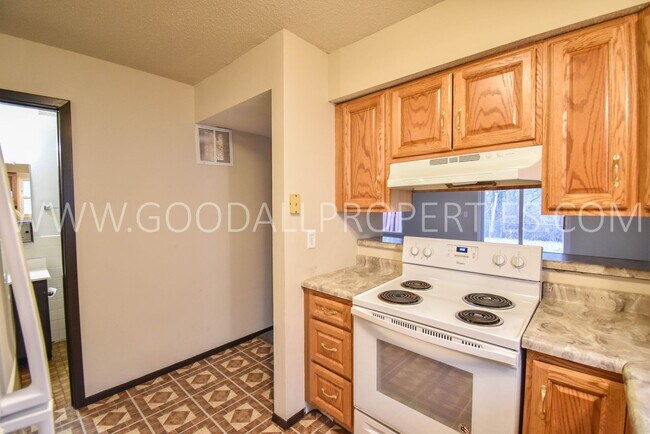 Building Photo - Get half off your first month’s rent when ...