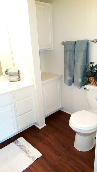 Bathroom Fixtures North Hollywood windfaire apartments rentals - north hollywood, ca | apartments Bathroom Fixtures North Hollywood windfaire apartments rentals - north hollywood, ca | apartments