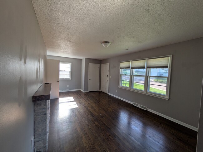 Photo - Bonnie House