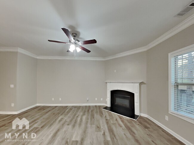 Foto del edificio - 1620 Chattahoochee Ct