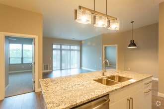 2BR, 2BA - C1 - Catalyst on Main