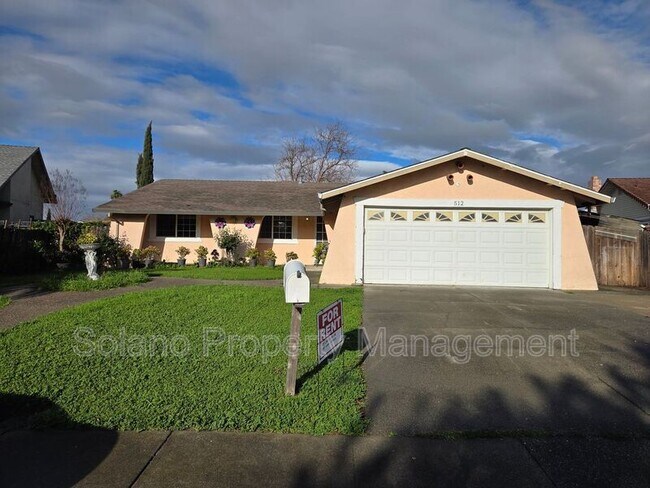 Foto del edificio - 512 Monterey Dr