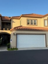 Building Photo - 99 Via Athena