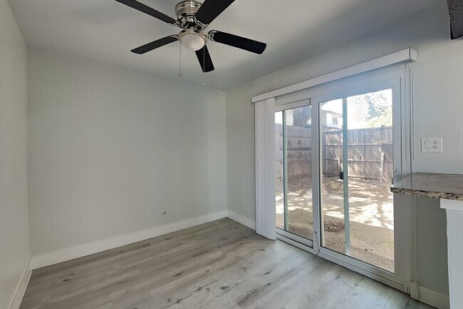 Building Photo - 2803 Ursa Cir