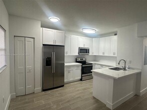 Building Photo - 15689 SW 73rd Cir Terrace