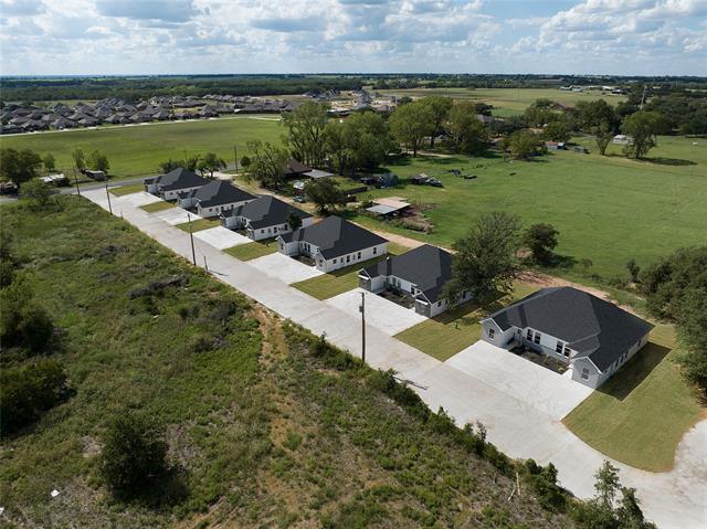 Building Photo - 811 Tolar Hwy