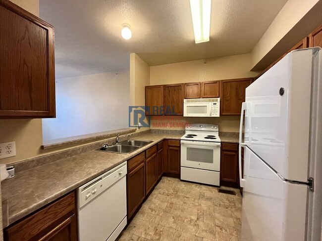 Building Photo - 9758 Laredo St.