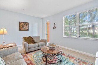 Building Photo - 2046 Shoma Dr