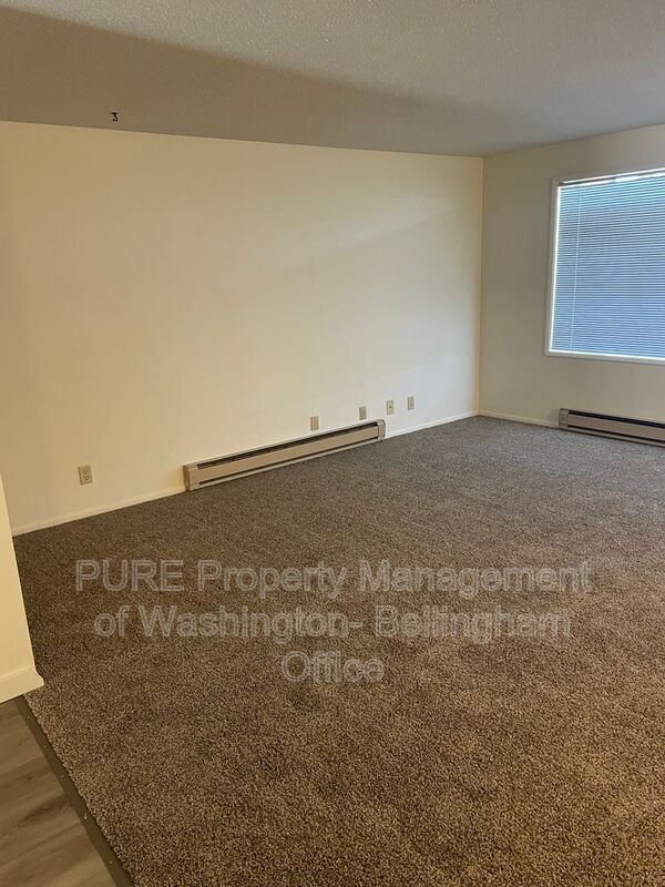 Building Photo - 625 N Garden