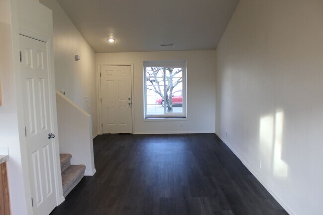 Foto del edificio - Scappoose townhome