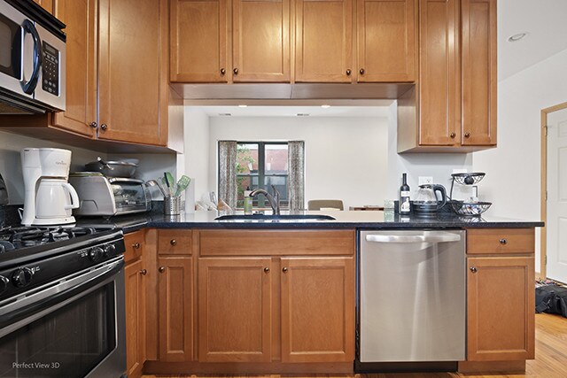 Building Photo - 5254 S Drexel Ave