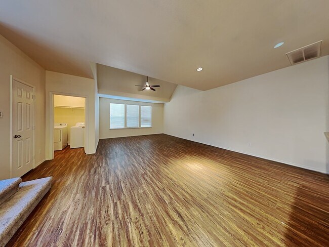 Foto del edificio - 7416 Coronado Ave
