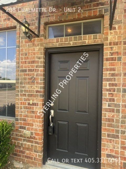 Building Photo - 208 Chalmette Dr