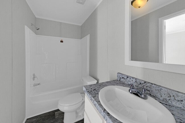 Foto del edificio - 3-Bedroom/ 2-Bath - LUXURY MOBILE HOME $1,...