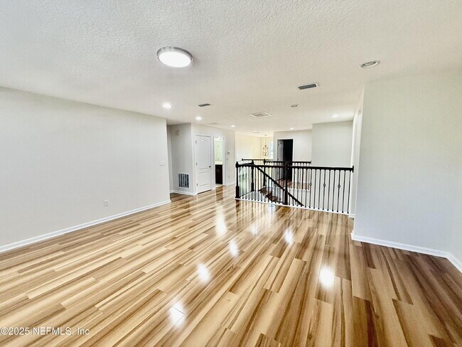 Foto del edificio - 488 Pine Eagle Dr