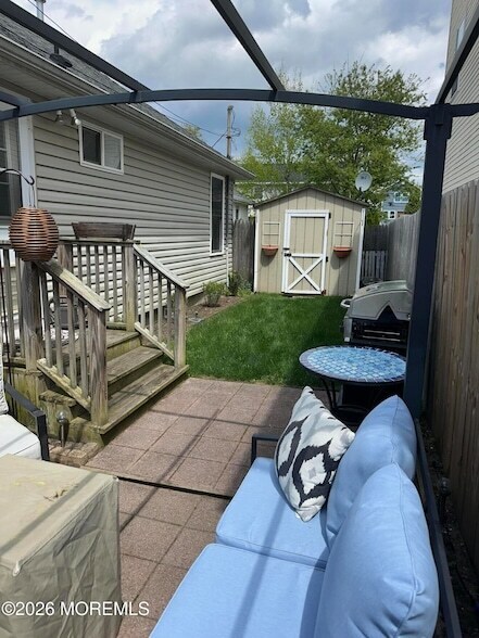 Foto del edificio - 53 Ideal Ave