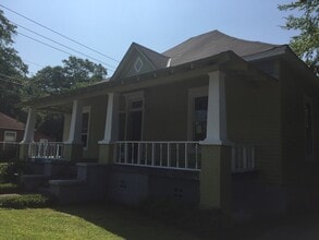 Building Photo - 2440 Marion St