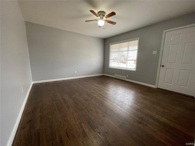 Building Photo - 187 Tapestry Dr