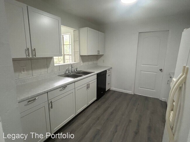 Foto del edificio - 3 br, 2 bath House - 1639 Ridge Ave