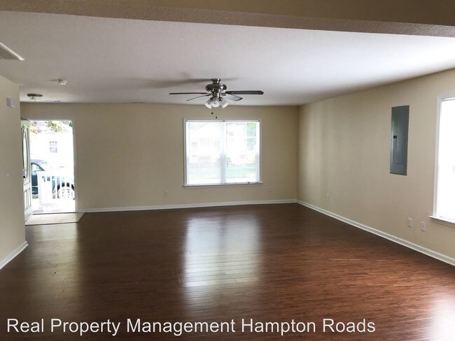 Building Photo - 5 br, 2.5 bath House - 40 Woodland Street