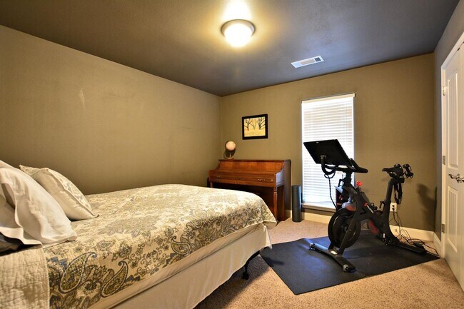 Building Photo - Wonderful 3 Bed, 2 bath in North Lubbock!