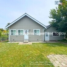 Building Photo - 921 N Alder St
